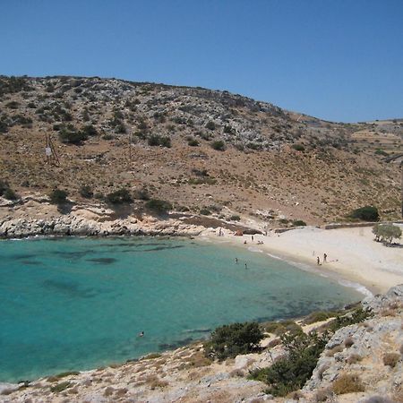Filoxenia By Grispos Villas Schoinoussa Bagian luar foto
