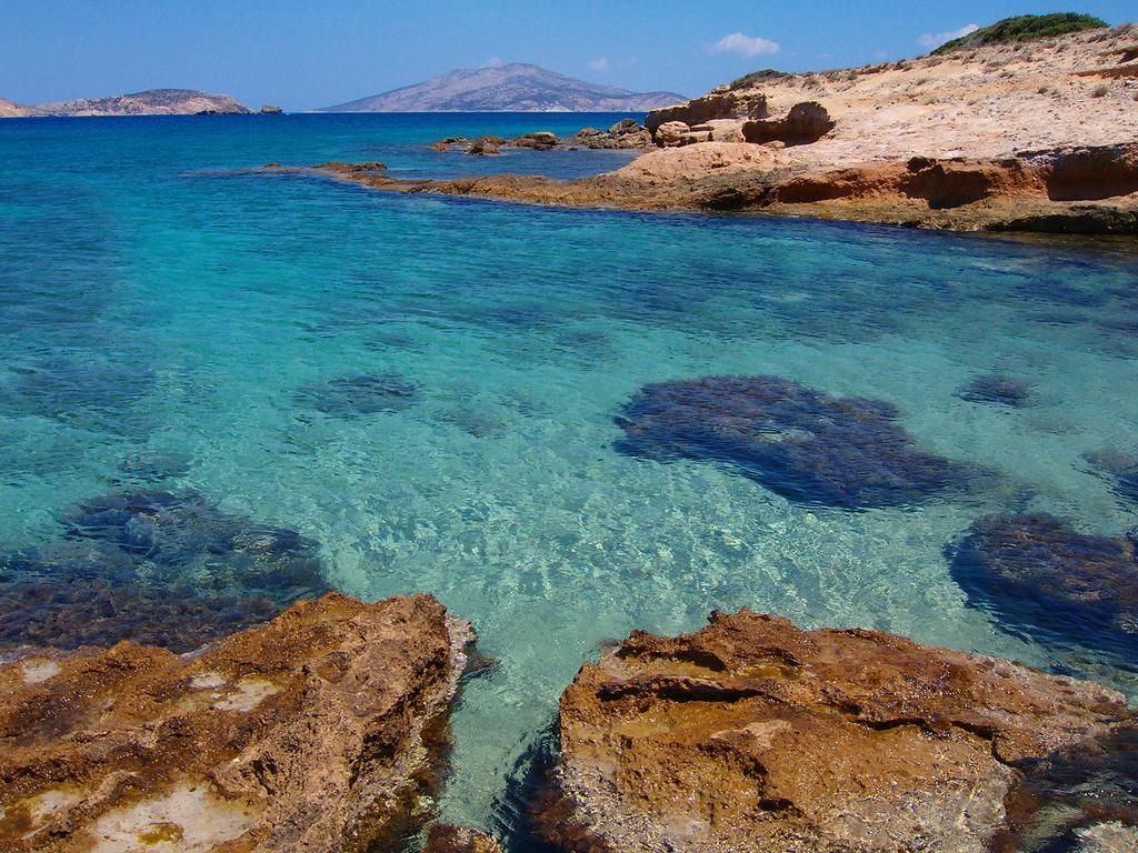 Filoxenia By Grispos Villas Schoinoussa Bagian luar foto