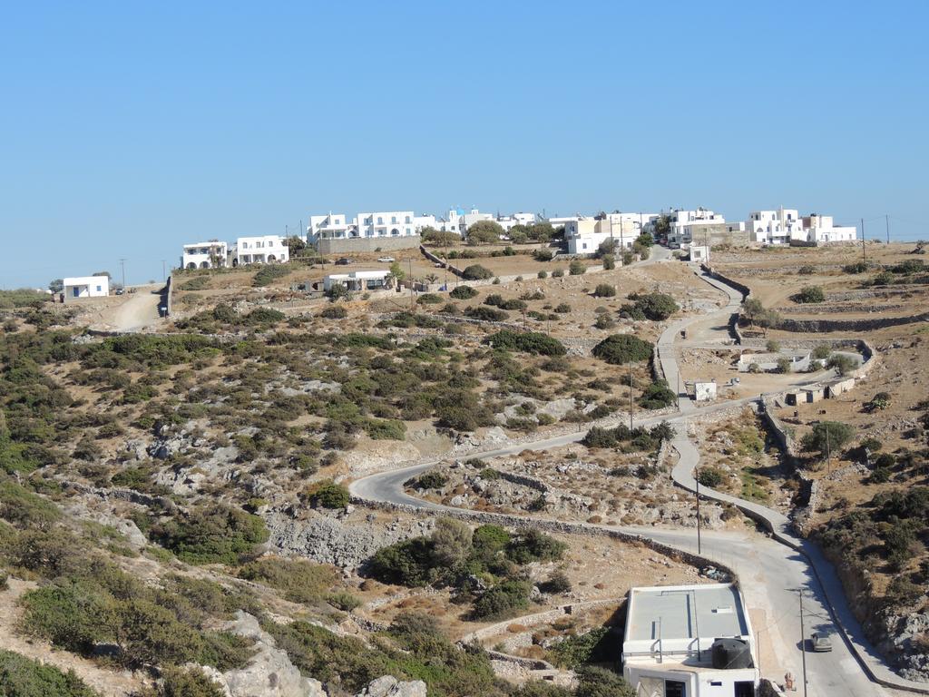Filoxenia By Grispos Villas Schoinoussa Bagian luar foto