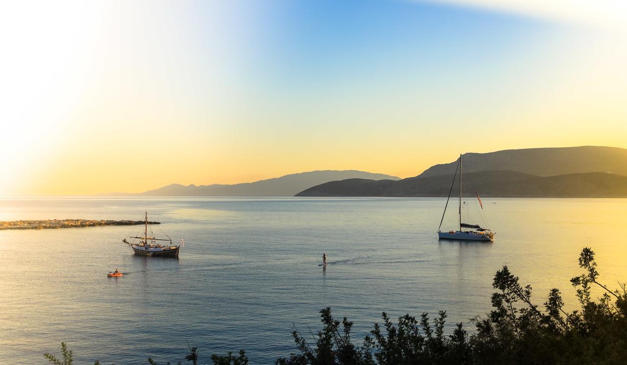 Filoxenia By Grispos Villas Schoinoussa Bagian luar foto